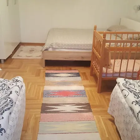 Dom wakacyjny Vikendica Ahatovici