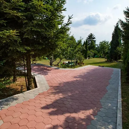 Holiday home Vikendica Ahatovici