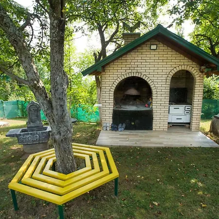 Vikendica Casa vacanze Ahatovici